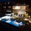 Villa con Piscina Night and Day